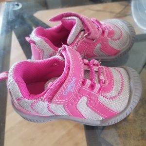 Toddler Girl oshkosh shoes